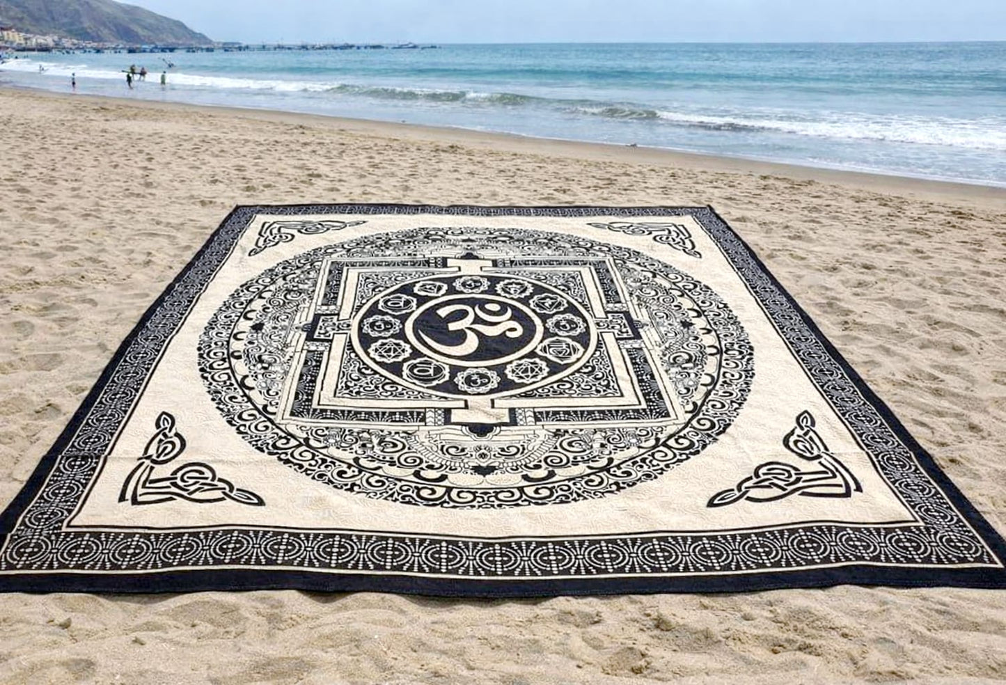 Mandala de la India Ohm Beige/Negro